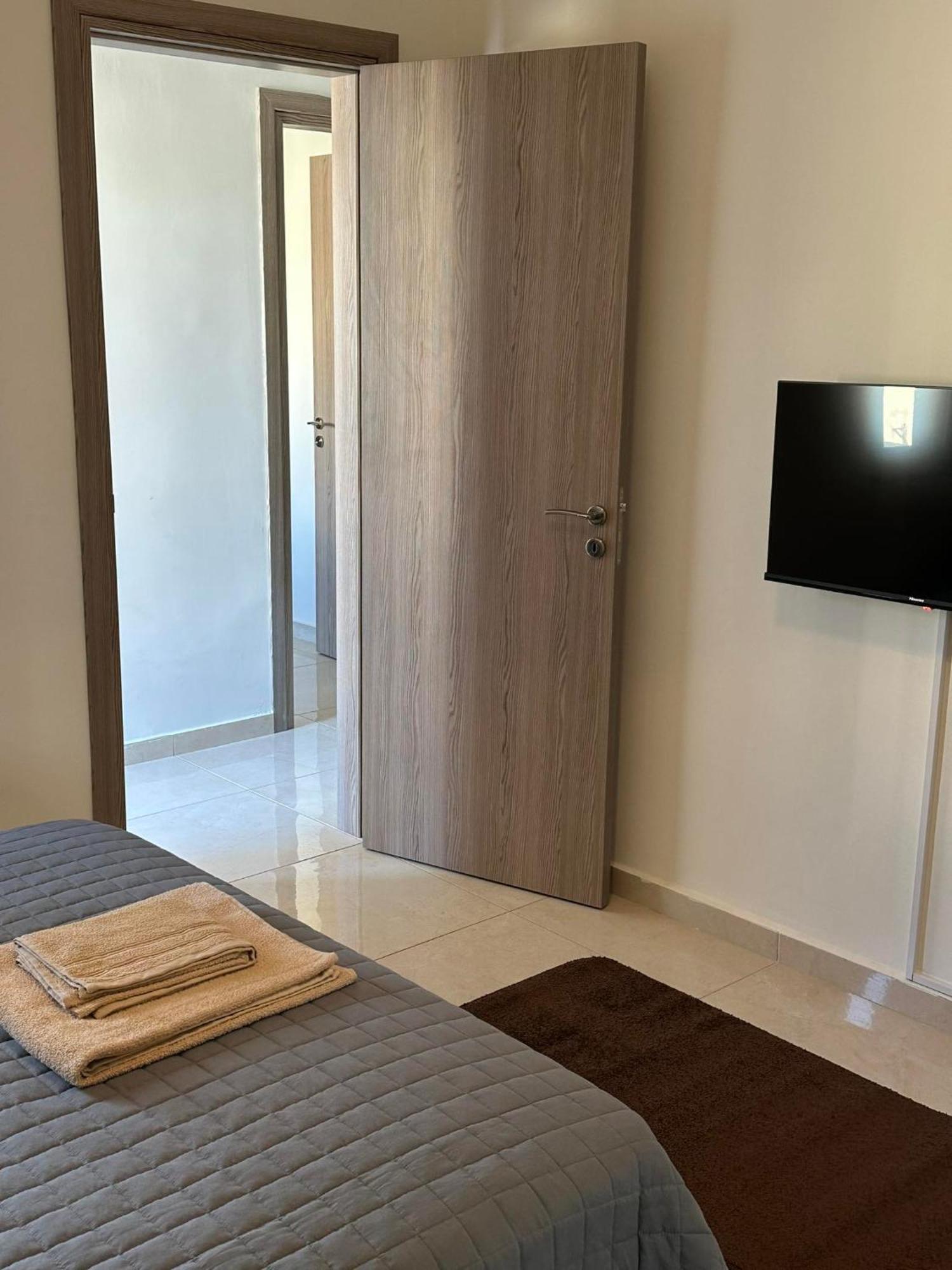 Chariandry Residence, Limassol City Centre Экстерьер фото