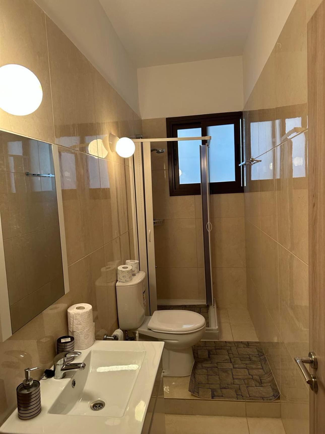Chariandry Residence, Limassol City Centre Экстерьер фото